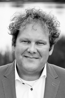 Photo of M.R. van der Dong