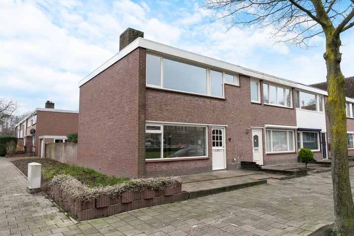 Photo of property Maanstraat 16, Bergen op Zoom