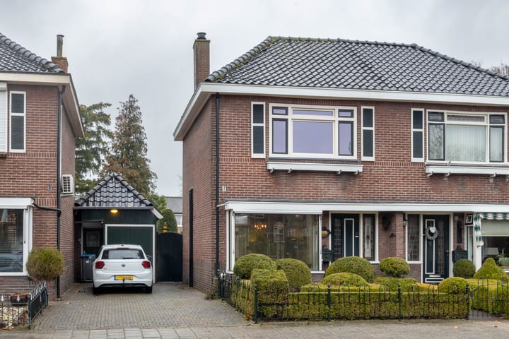 Maardijk 17 in Almelo