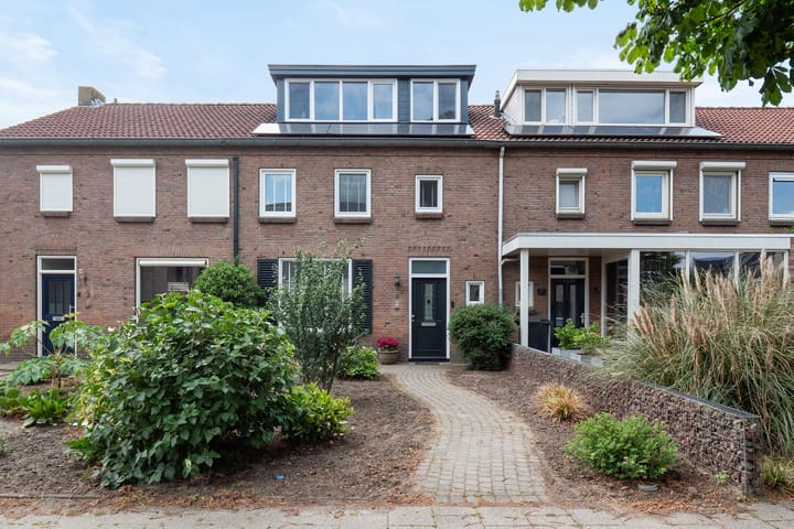 Maarten Trompstraat 21 in Vught