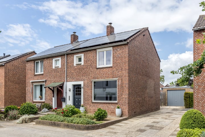 Photo of property Maarweg 18, Merkelbeek
