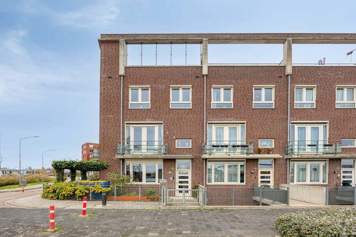 Maasboulevard 2 in Zwijndrecht