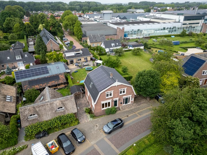 Maasdijk 14 in Giessen