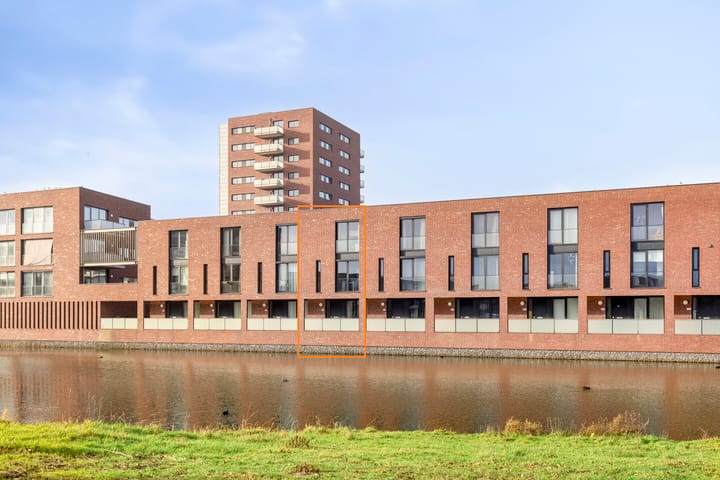 Maasdijk 212 in Breda foto