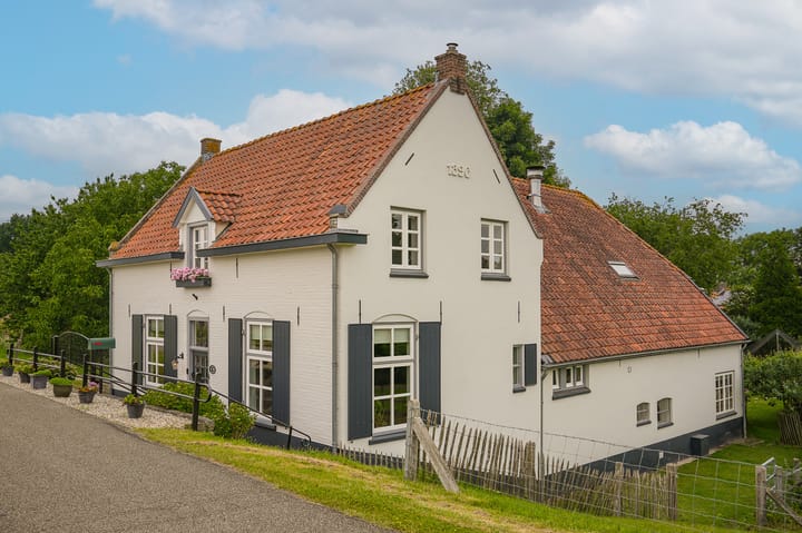 Maasdijk 42 in Appeltern