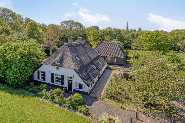 Maasdijk 5 in Overlangel