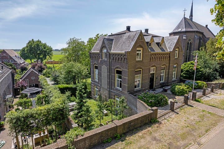 Maasdijk 68 in Demen