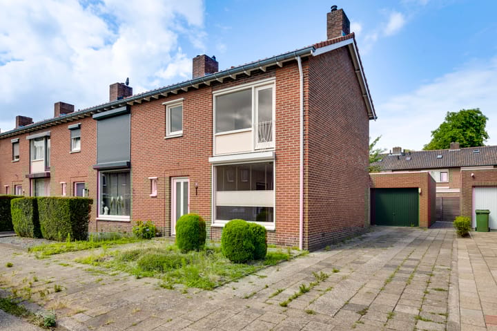 Photo of property Maasgouwstraat 13, Weert