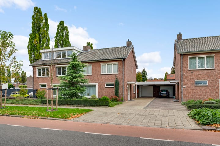 Maaslandlaan 62 in Weert