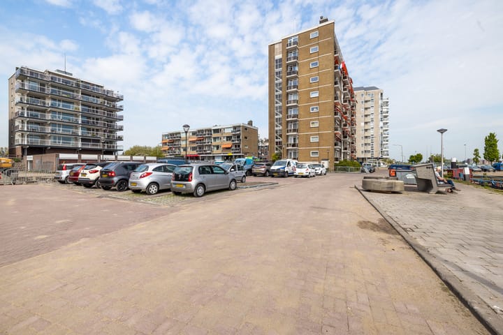 Maasplein 23 in Zwijndrecht