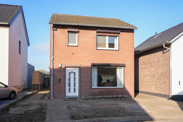 Photo of property Maasstraat 34, Obbicht