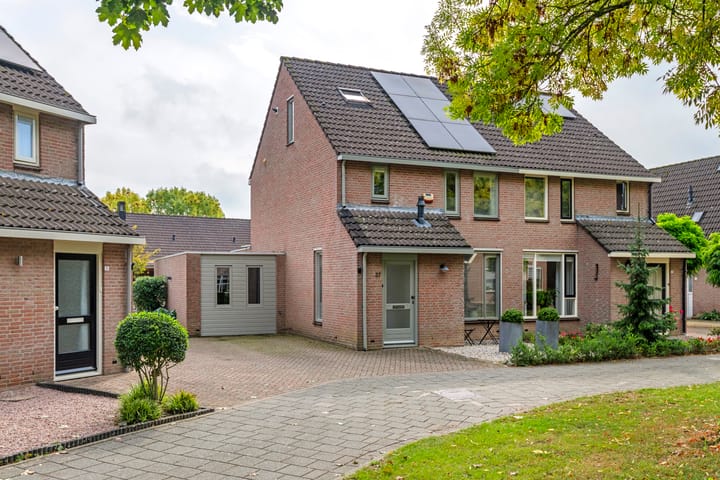 Maasstraat 37 in Enspijk Foto