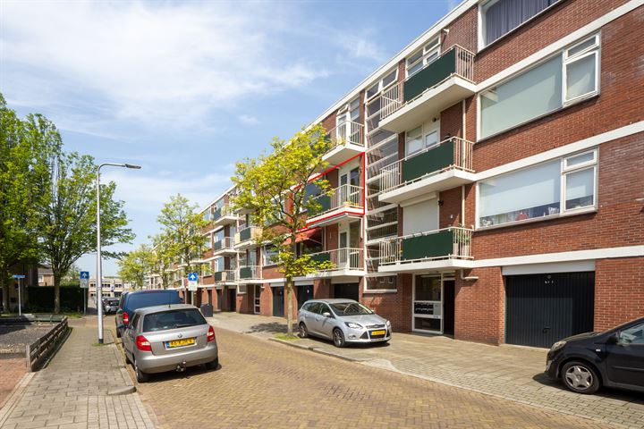 Maasstraat 76 in Almelo