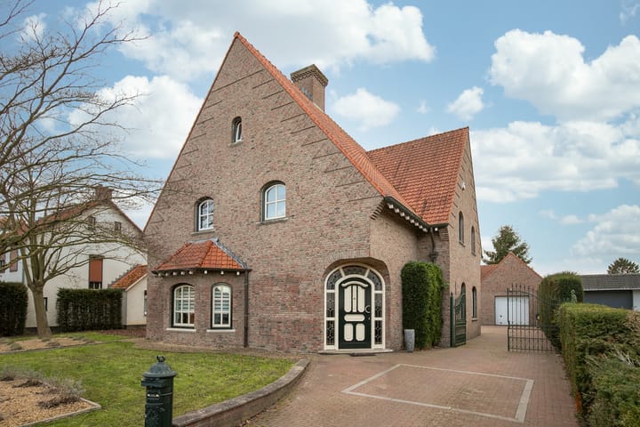 Maasstraat 8 in Obbicht