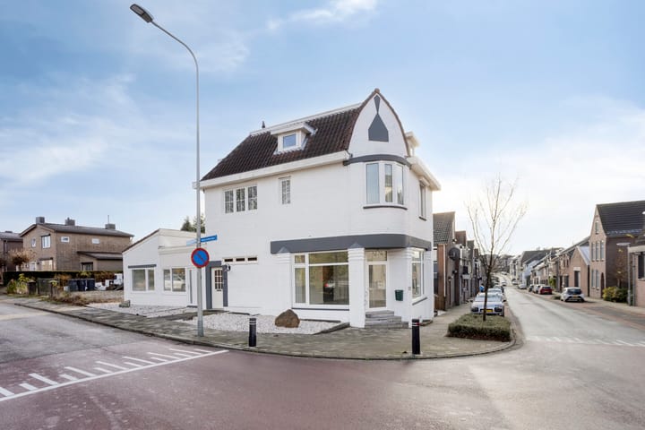 Maastrichterweg 2 in Landgraaf foto