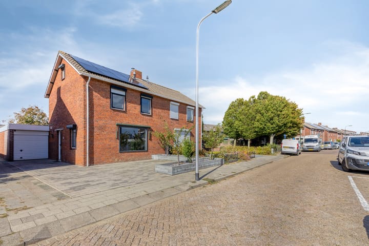 Machteld van Gelrestraat 48 in Tholen