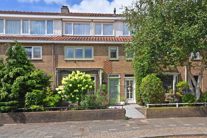 Mackaystraat 27 in Delft