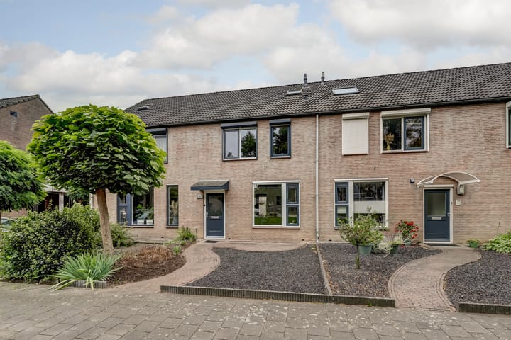 Macrinushof 11 in Beuningen Gld