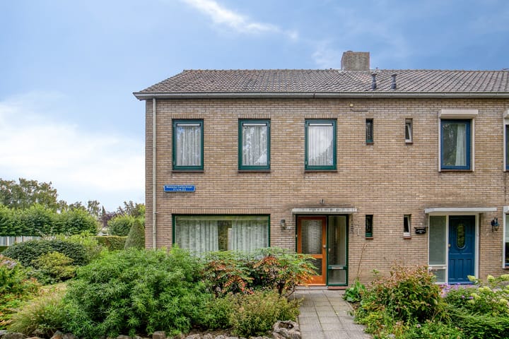 Madame Curiestraat 23 in Terneuzen