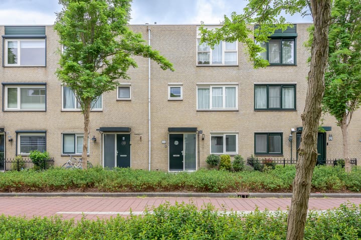 Madridweg 19 in Almere