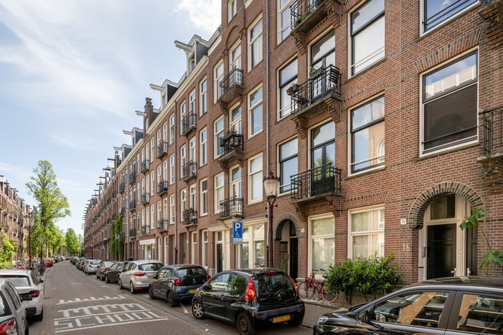 Madurastraat 18-2A in Amsterdam foto