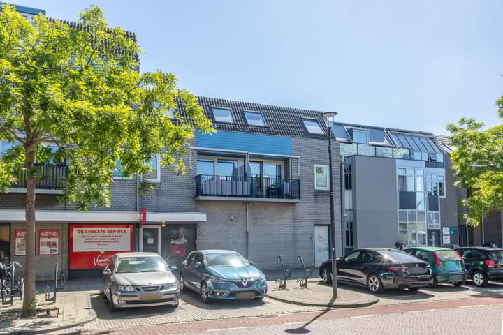 Maerten van Heemskerckstraat 13E in Heemskerk