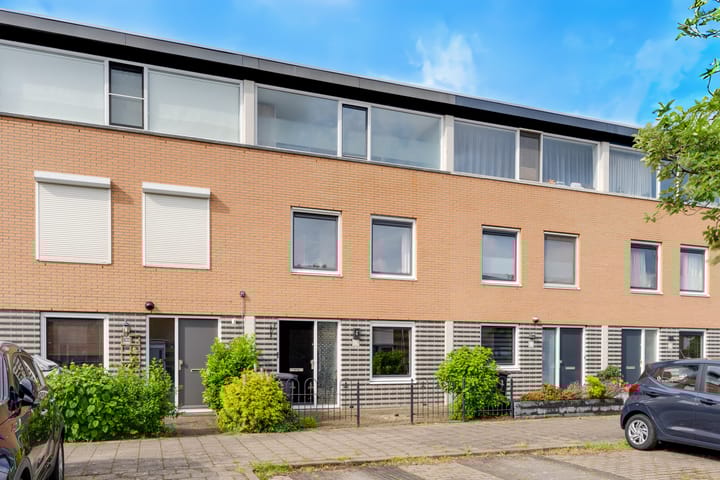 Mahatma Gandhistraat 64 in Purmerend