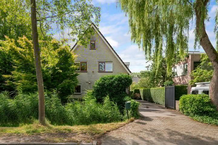 Mahatma Gandhistraat 94 in Rotterdam foto