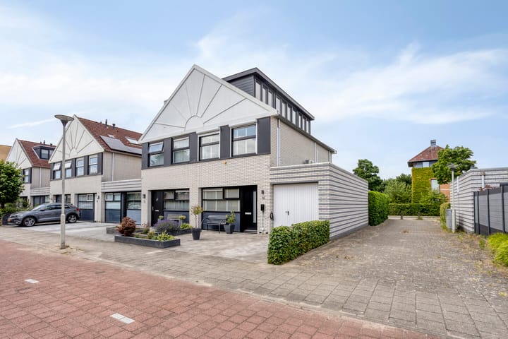 Mahatma Gandhiweg 14 in Arnhem