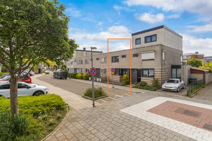 Photo of property Mahonie 258, Dordrecht
