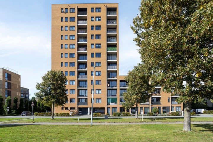 Makassarhof 104 in Almere