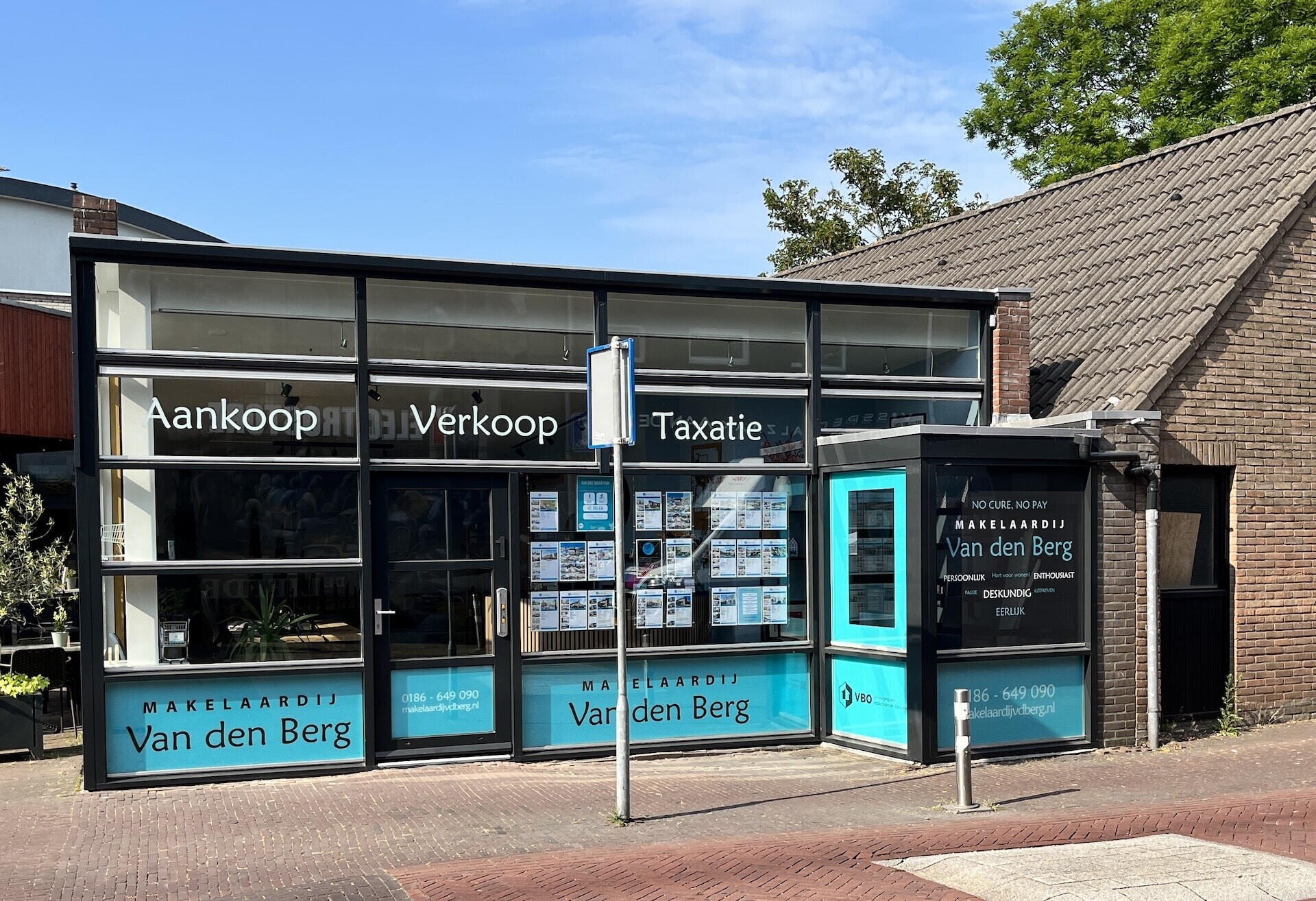 Foto van het kantoor van Makelaardij Van den Berg - Oud-Beijerland