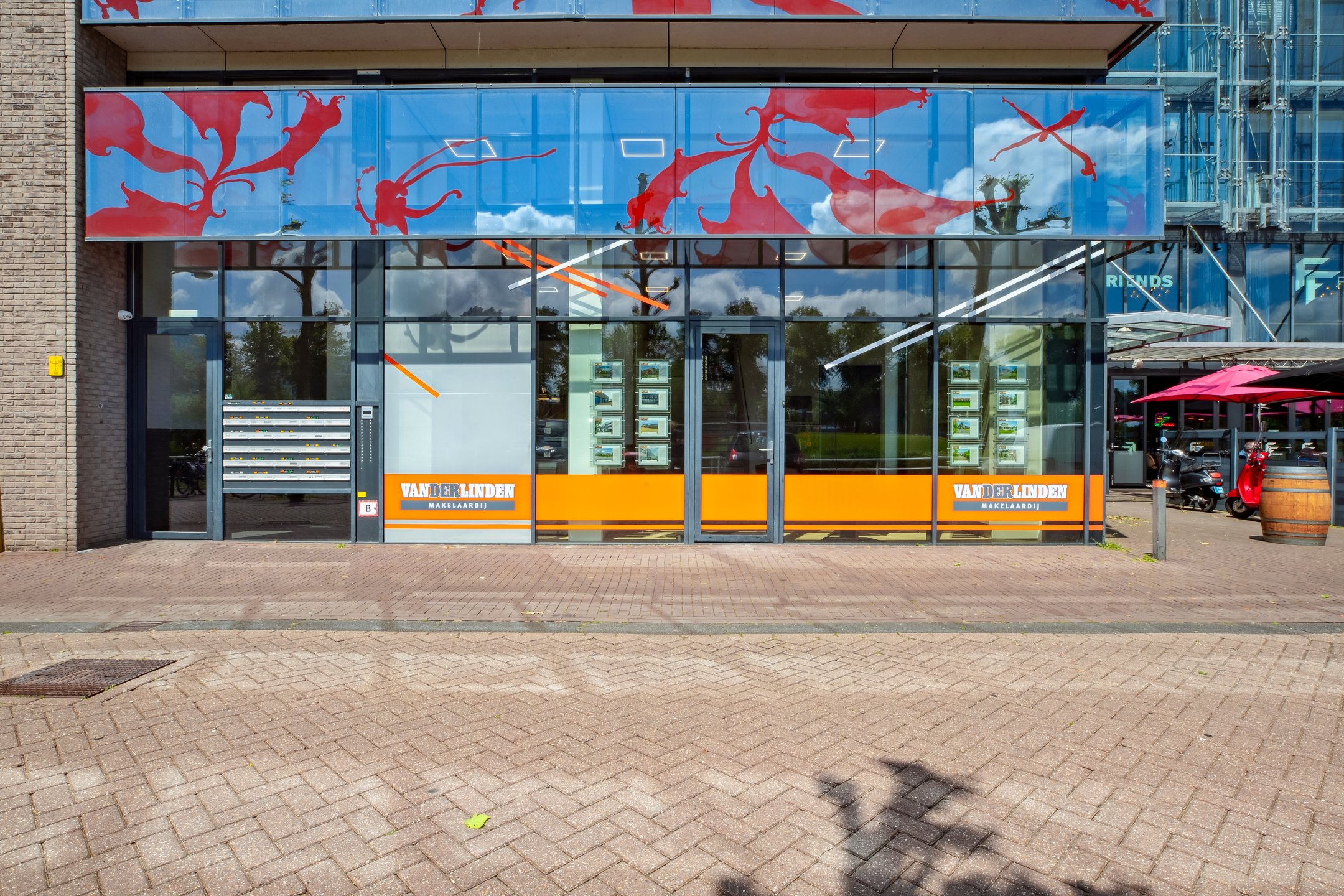 Kantoor foto van Makelaardij Van der Linden Lelystad