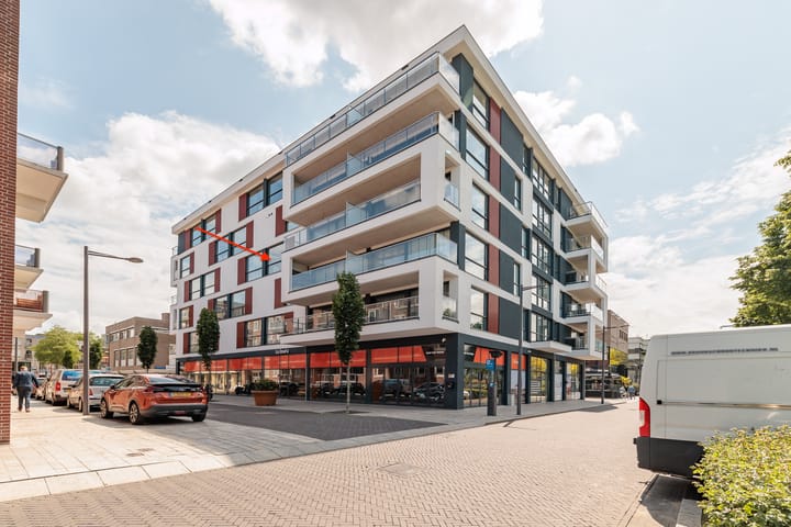 Makelaarstraat 8E in Almere