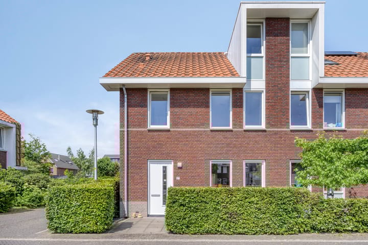 Mambohof 27 in Apeldoorn