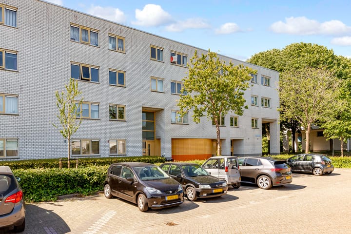Mandolinestraat 147 in Almere foto
