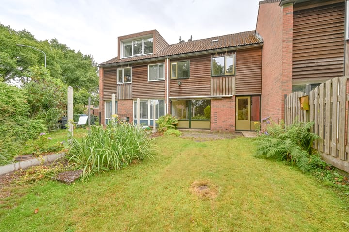 Photo of property Mantingerbrink 189, Emmen