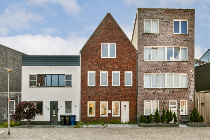 Photo of property Marco Poloroute 13, Almere