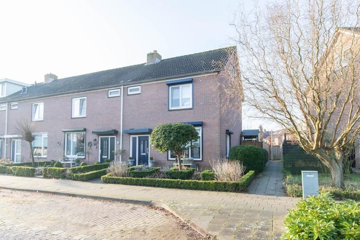 Marconistraat 11 in Kruiningen