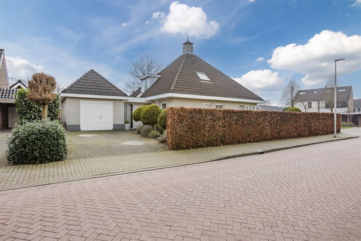 Photo of property Marga Klompélaan 2, Olst