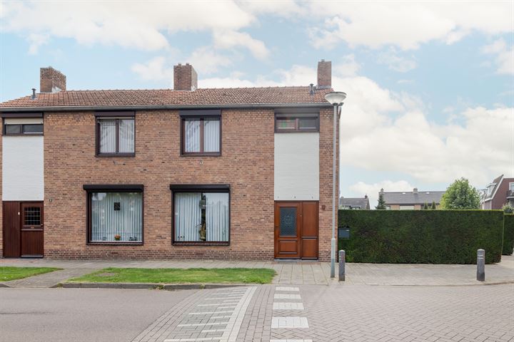 Photo of property Margrietlaan 2, Posterholt
