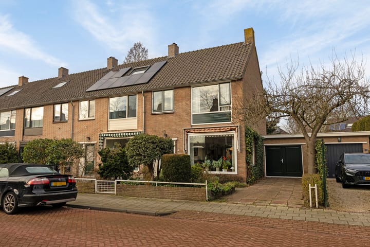 Margrietstraat 11 in Poortugaal