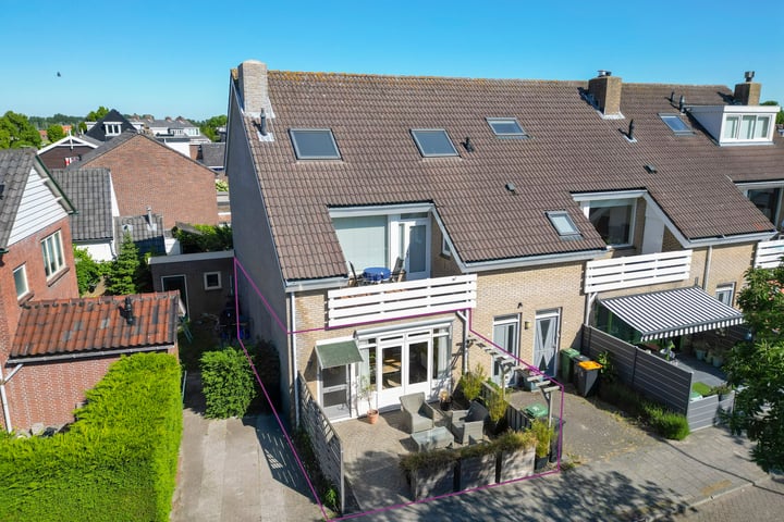 Photo of property Margrietstraat 38, Voorhout