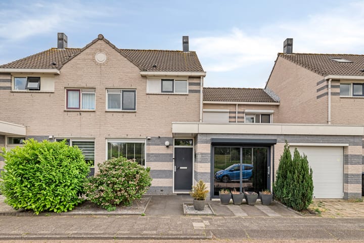 Maria Kleine-Gartmanstraat 40 in Spijkenisse