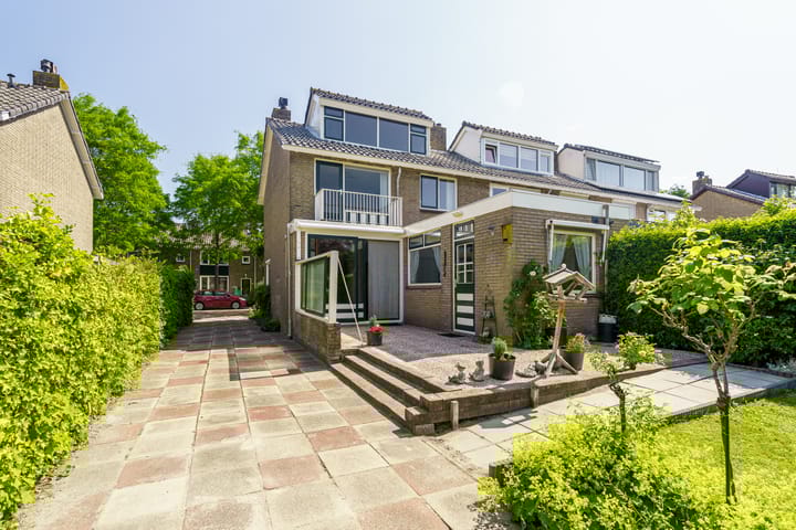 Photo of property Maria van Oosterwijckstraat 13, Nootdorp