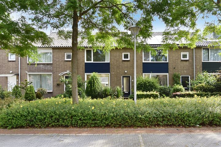 Maria van Oosterwijckstraat 8 in Nootdorp