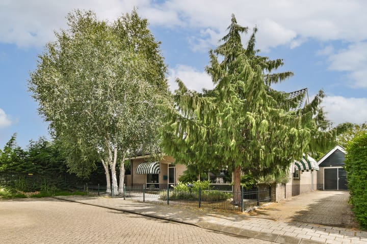 Marialaan 30 in Zwanenburg foto