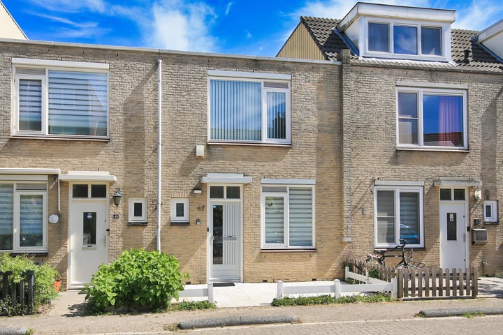 Photo of property Marianellastraat 47, Amsterdam