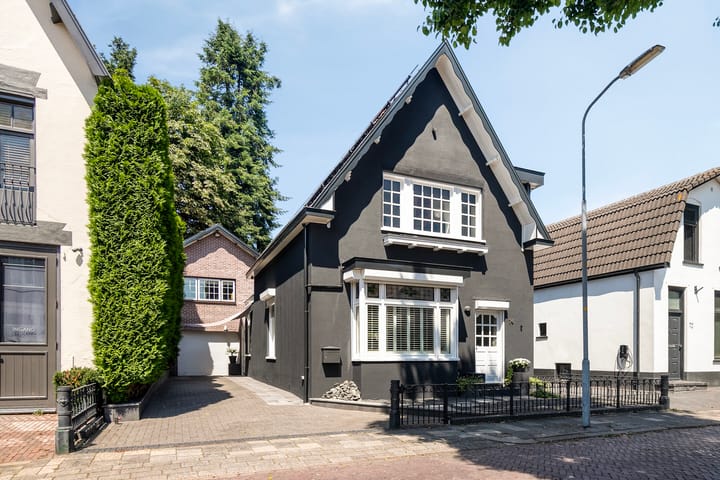 Mariastraat 74 in Apeldoorn foto