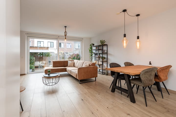 Marie Curielaan 134 in Almere